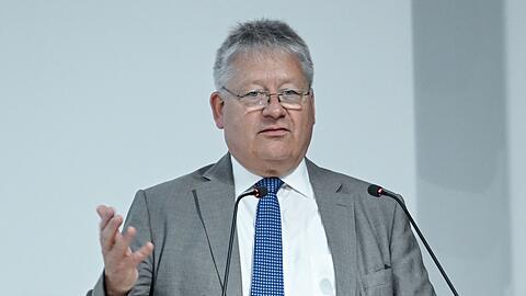 Der bisherige BND-Präsident Bruno Kahl wird neuer deutscher Vertreter beim Heiligen Stuhl in Rom.